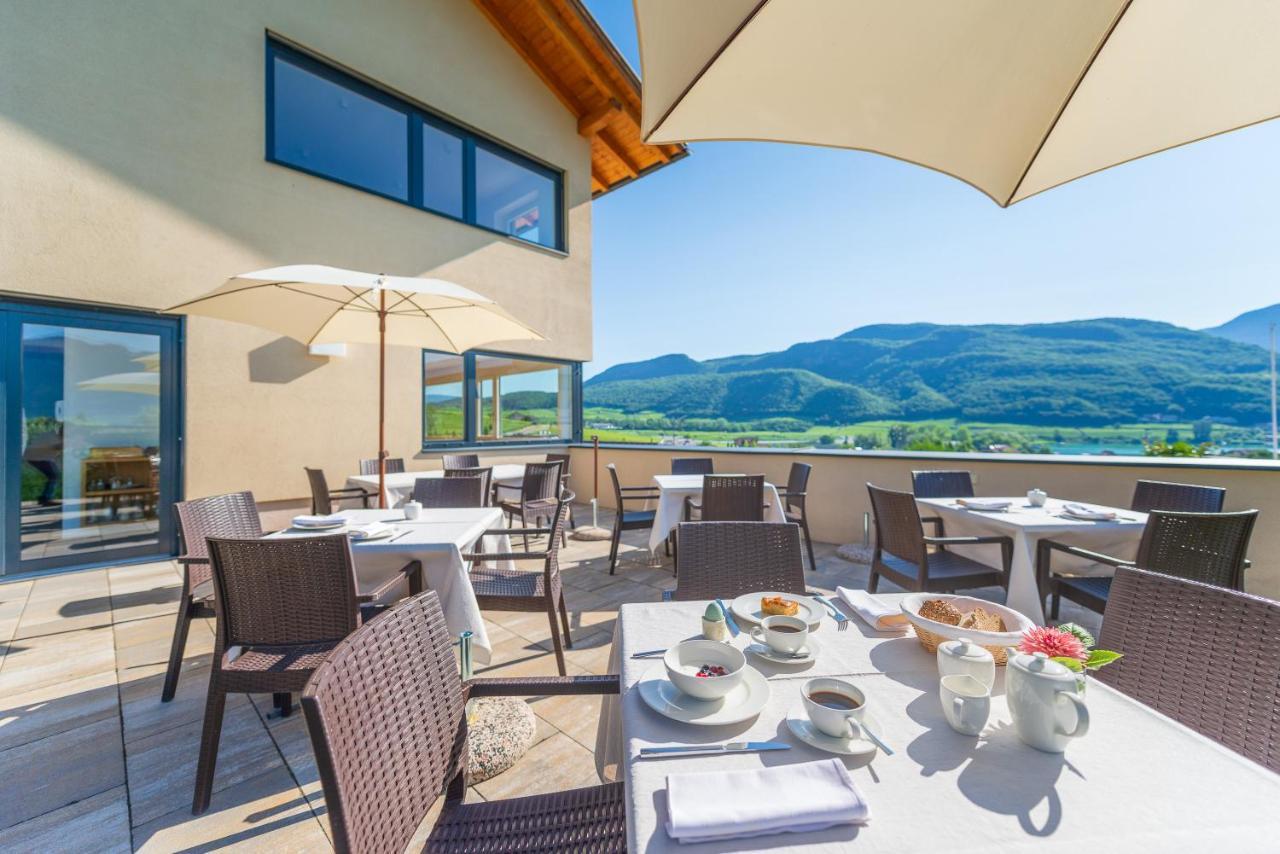Roesslhof Acomodação com café da manhã Caldaro Exterior foto